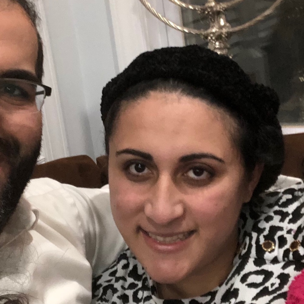 Meet your Posher, Sipoora